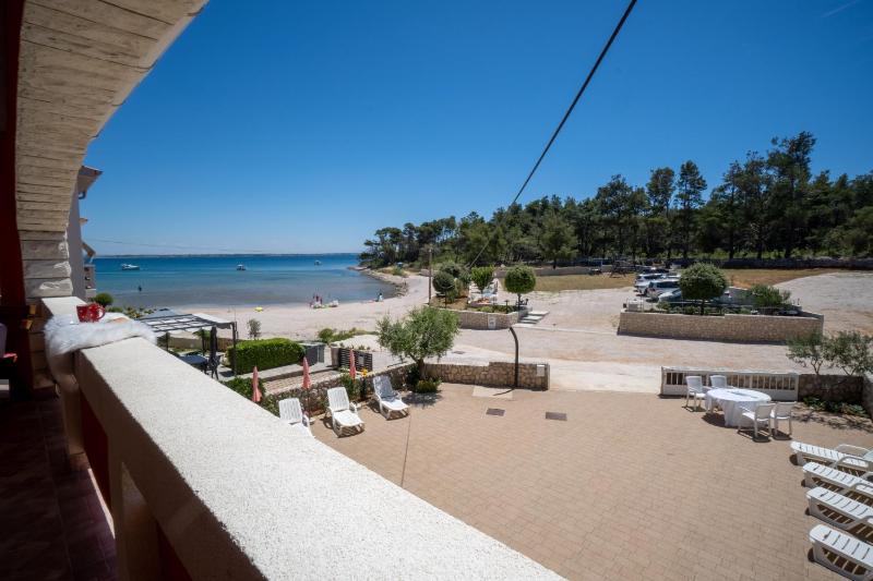 Apartments by the sea Vir - 24755 - image 9