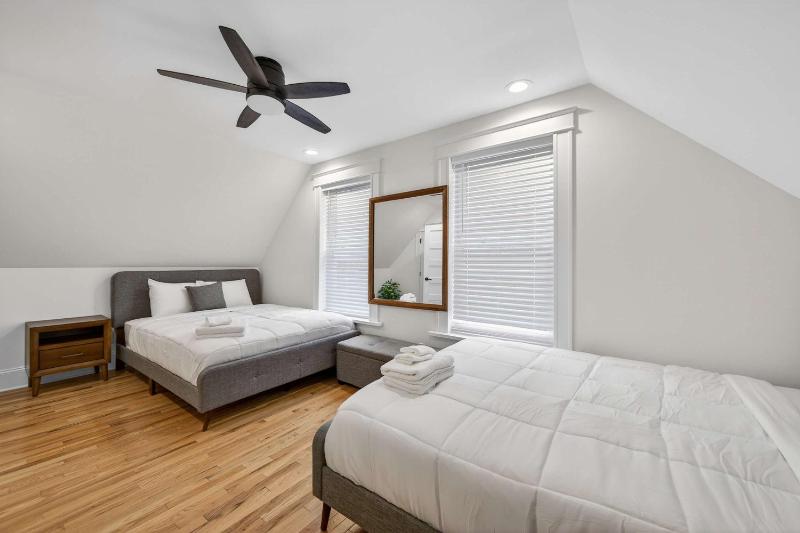 Cozy Central West End Home Near Downtown STL ABODEbucks - image 16