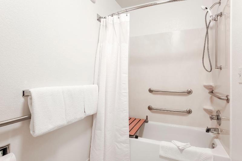 City Express by Marriott Houston Intercontinental Airport - image 2