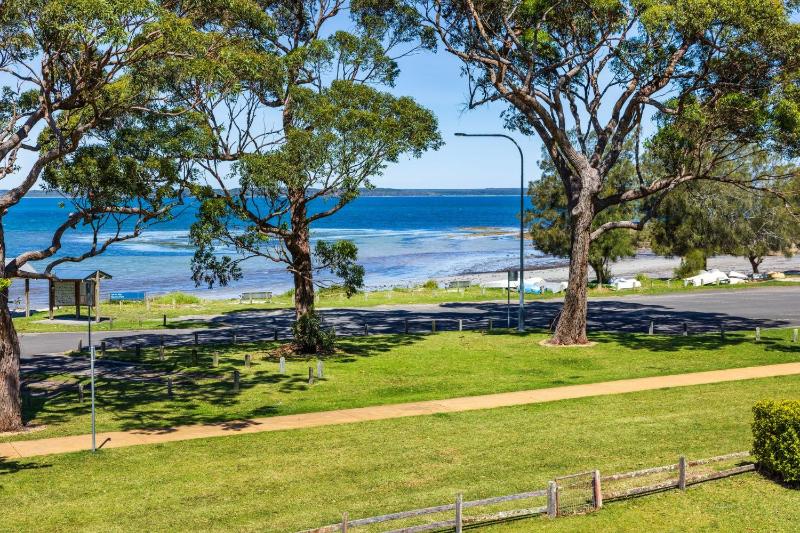 The Bay House - Fireplace - Waterfront - image 8