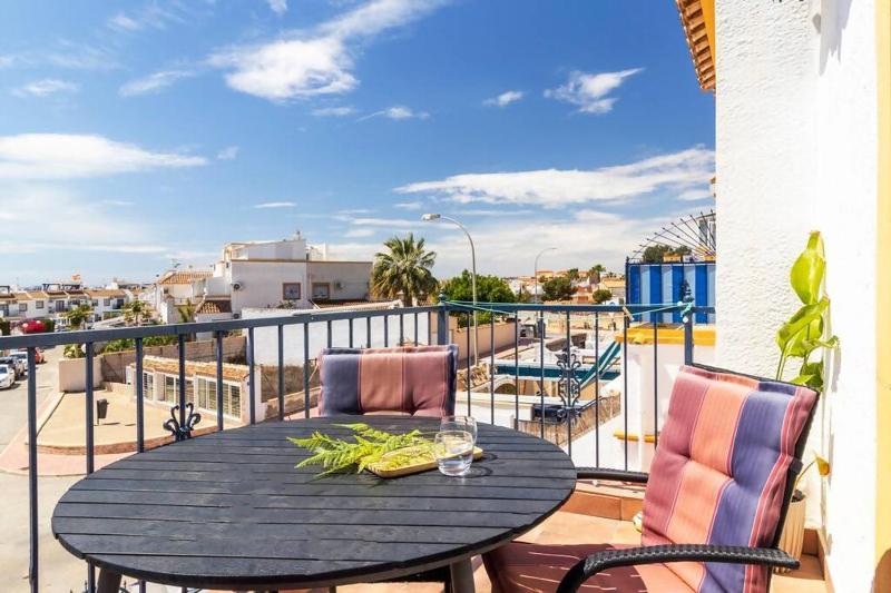 Bungalow Pink Al andalus - image 18