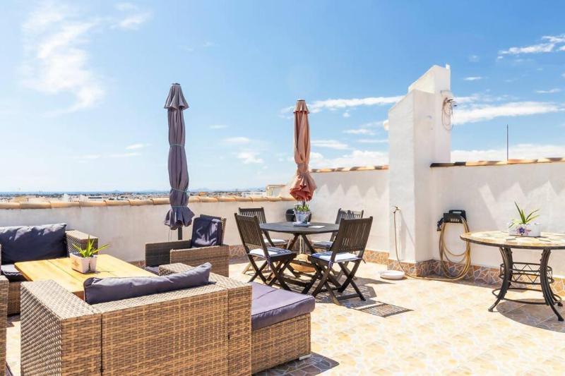 Bungalow Pink Al andalus - image 5
