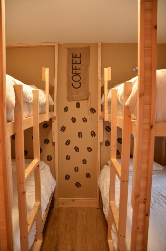  Bed in 4-Bed Mixed Dormitory Room  image 3