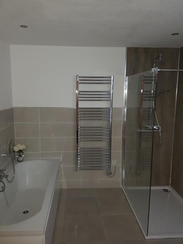Executive Suite image 3