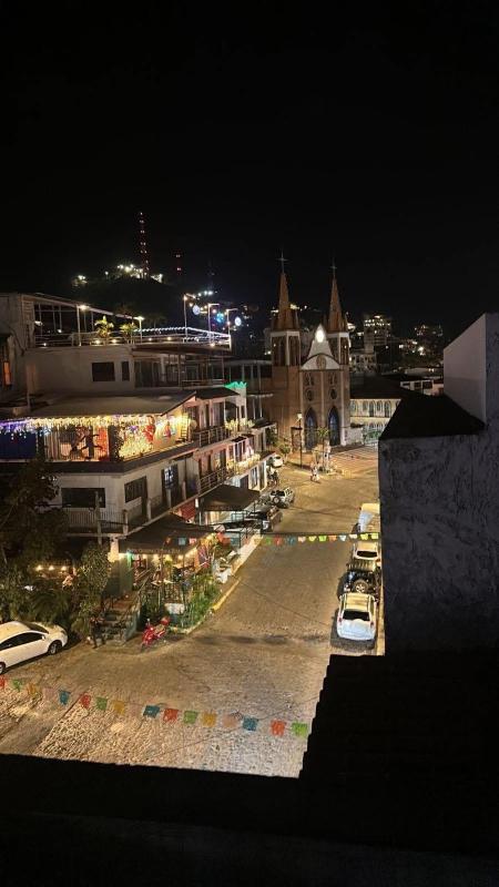 Penthouse Infinity en malecon de Puerto Vallarta Tresdocedosdiezynuevetreintayochosetenta - image 7
