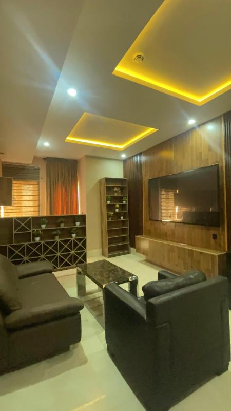 Dephantom Continental Hotel - image 4
