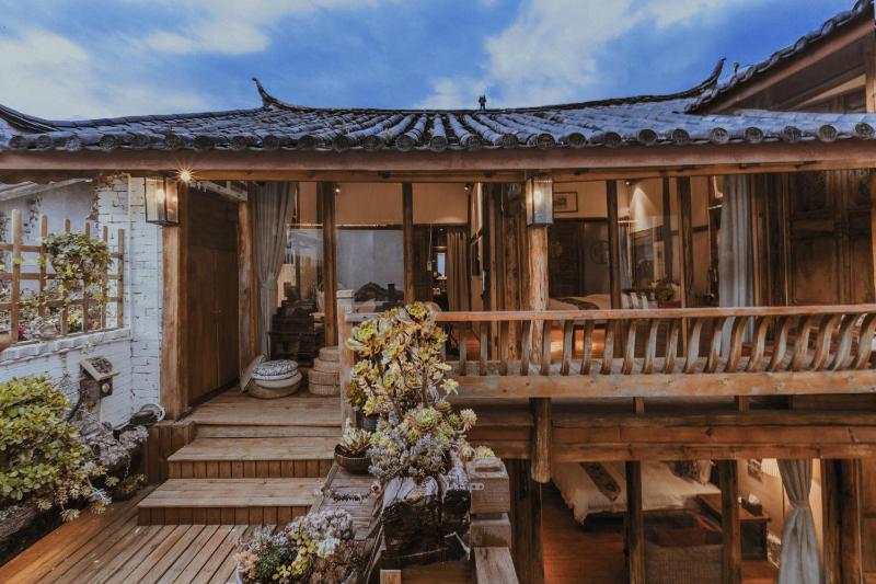 丽江思慕居客栈 - image 1