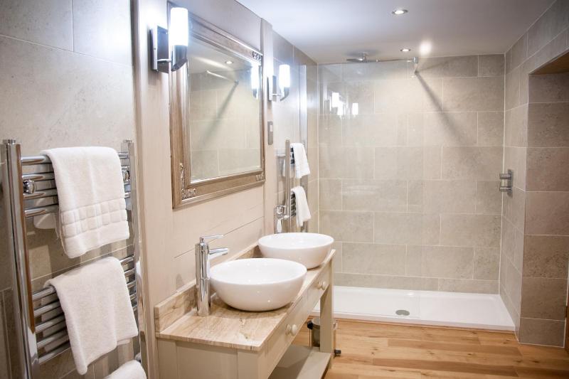 Superior Double Room image 2