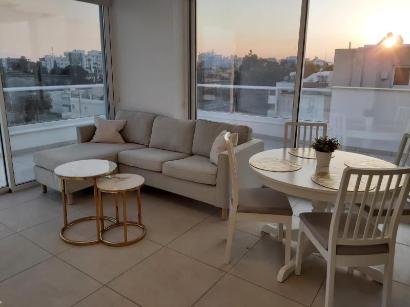 Dinglis Residences 31 - image 1