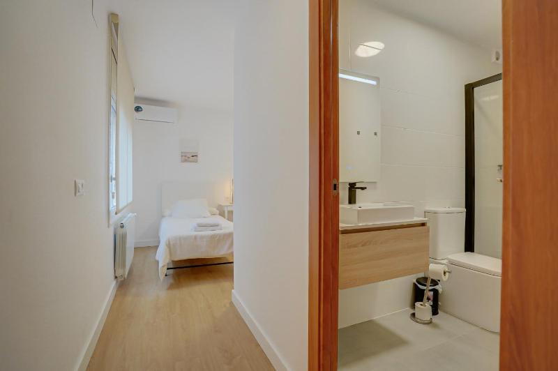 Moli de Mar Lloret - Smart Hotel - image 24
