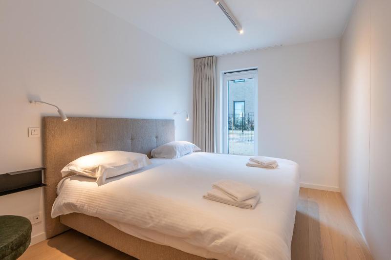 Luxury Apartment with 4 Rooms Pool and Modern Comfort - image 27