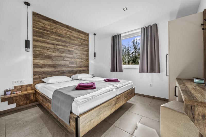 Lavanda Harmony Apartment - image 13