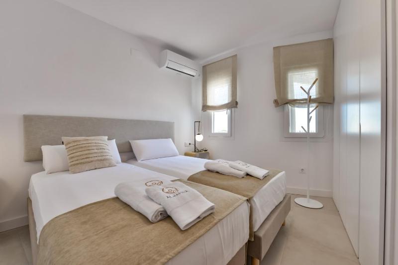Apolonia - By Almarina Villas - image 43