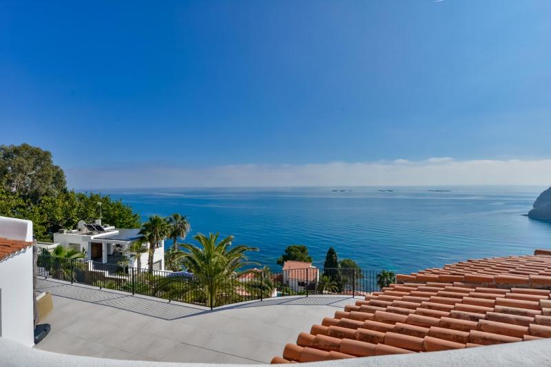 Apolonia - By Almarina Villas - image 22