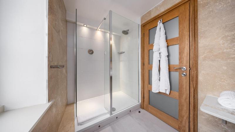 Ennios Boutique Hotel - image 12