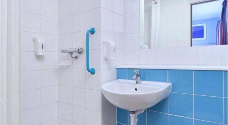 Travelodge Nottingham Central - image 23