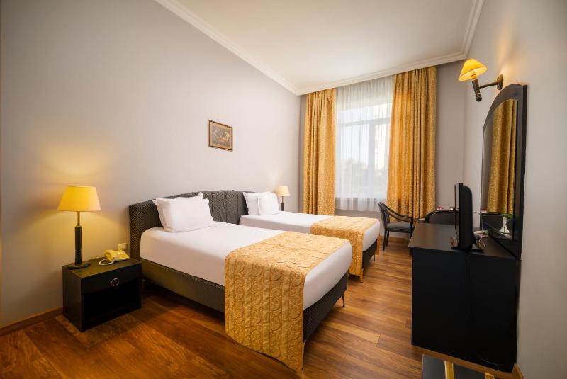 Ramada by Wyndham Plovdiv Trimontium - image 28
