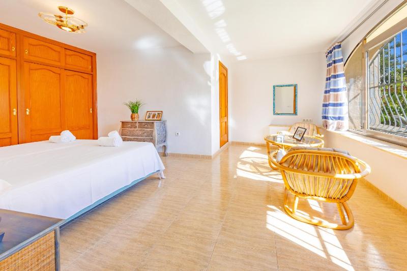 Villa Cronos - PlusHolidays - image 34