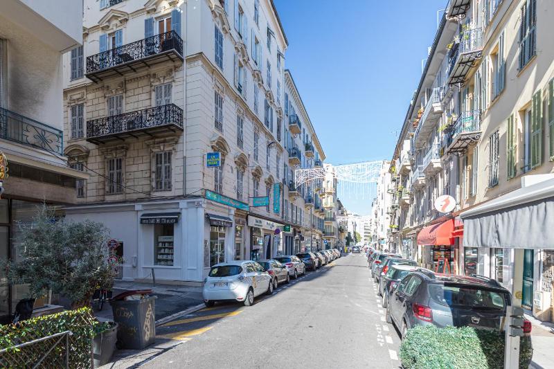B G Cocon Meyerbeer 2 - Grimaldi Promenade des Ang - image 3