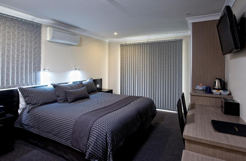 Dolphin Shores - image 45