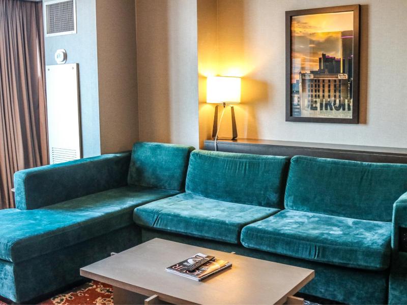 Hollywood Casino-Hotel at Greektown - image 42