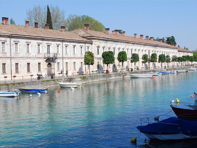 Emma Living - neue stilvolle Ferienwohnungen in Peschiera del Garda - image 23
