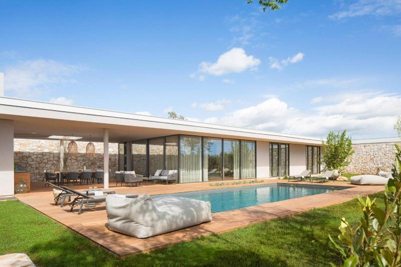 Luxury villa Serenity Pula with heated pool - image 9