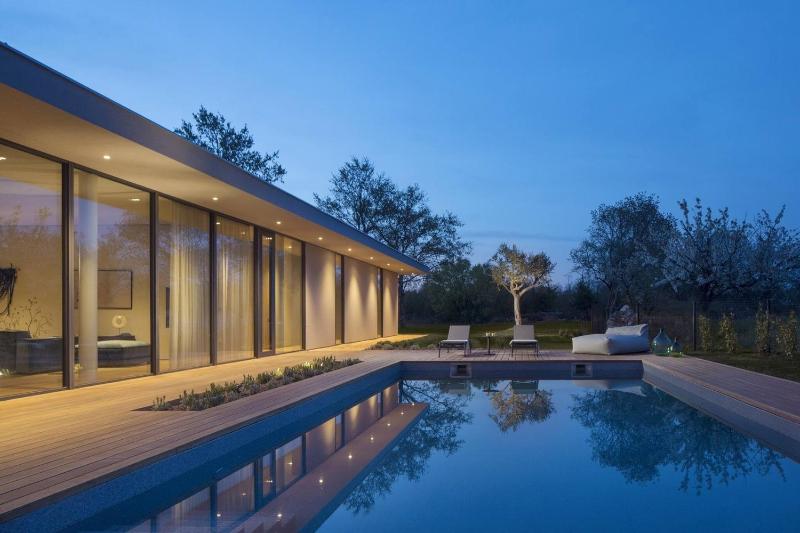 Luxury villa Serenity Pula with heated pool - image 10