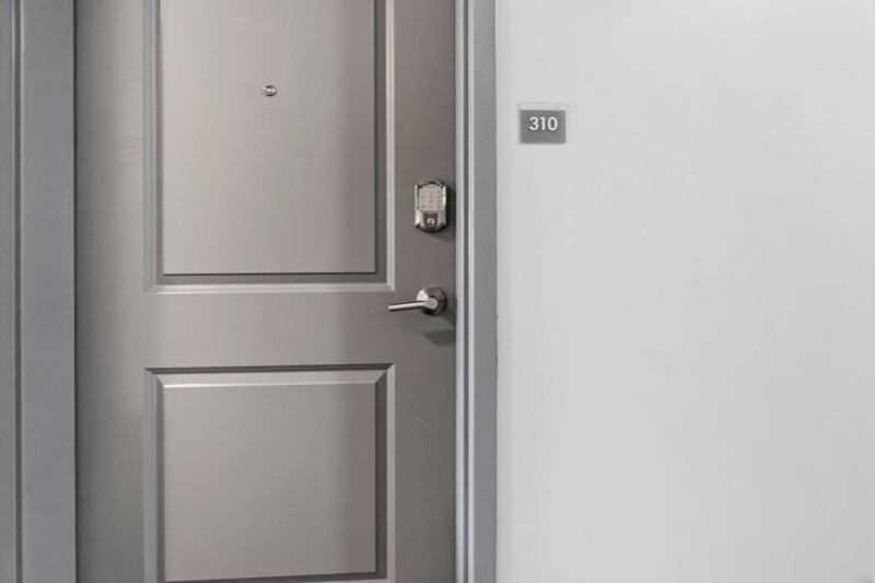 Unit 310 - image 5