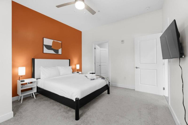 Unit 118 - image 24