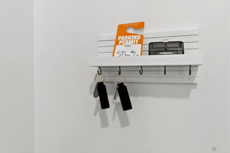 Unit 118 - image 15