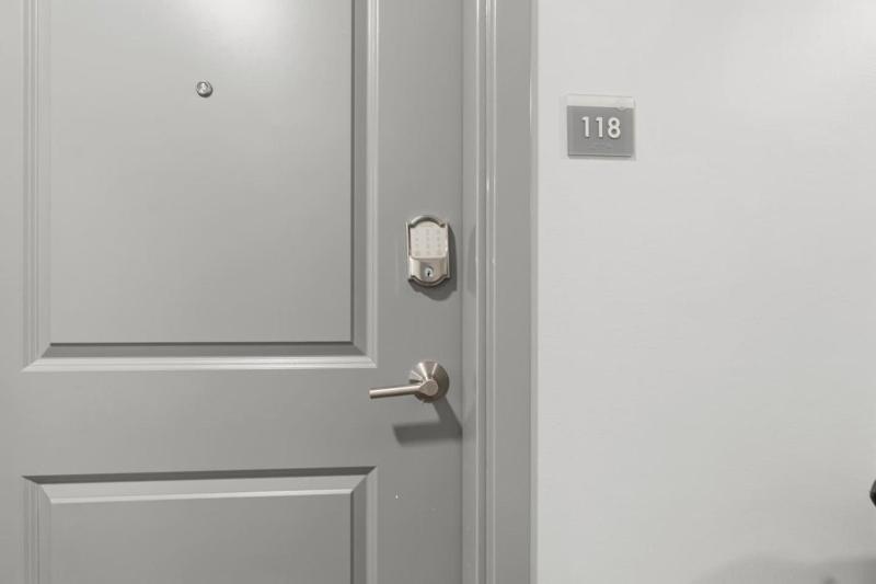 Unit 118 - image 16
