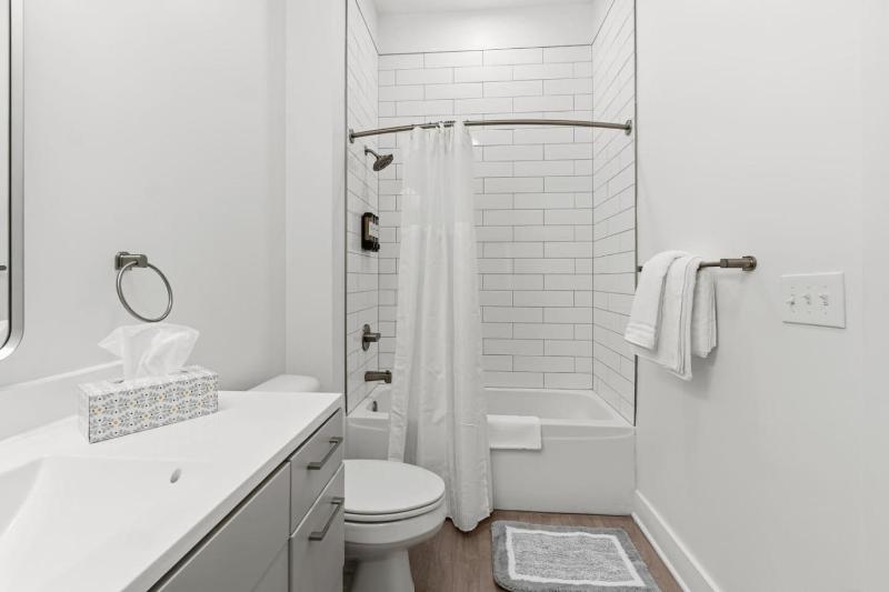 Unit 118 - image 6
