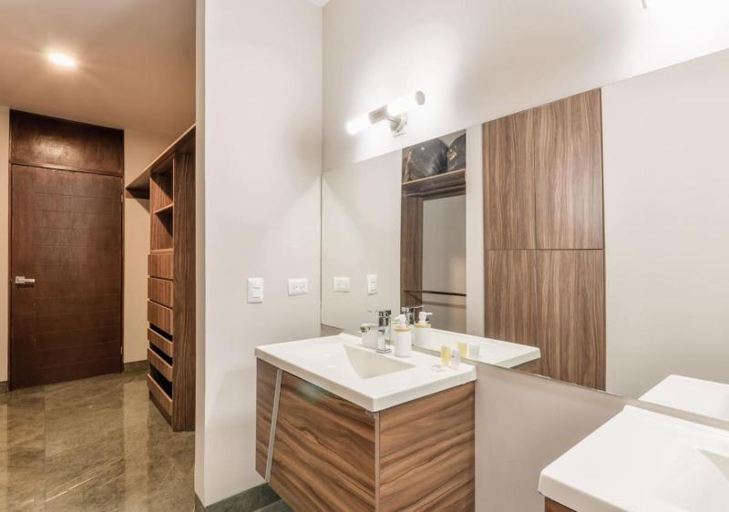 Luxury in Fundidora 9 guests Wifi 3BR 2Bath - image 20