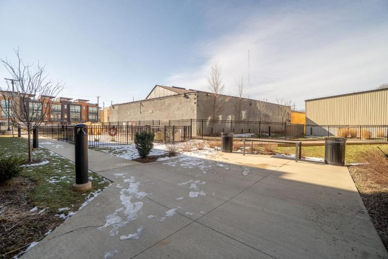Unit 218 - image 48