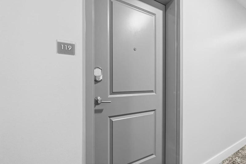 Unit 119 - image 15