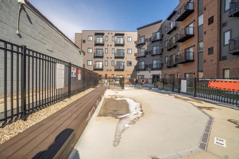 Unit 119 - image 27