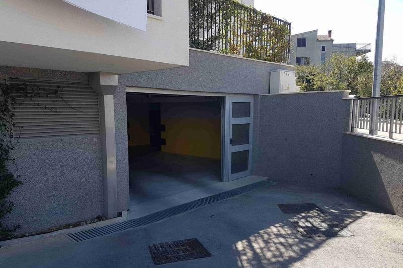 Apartments with parking space Podstrana Split - 25292 - image 7