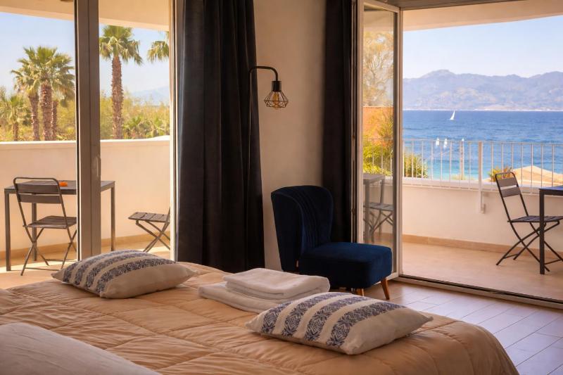 Thalassa Panoramic Suites - image 34