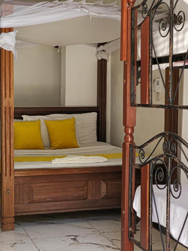 Manyatta Azure Boutique Hotel - image 16