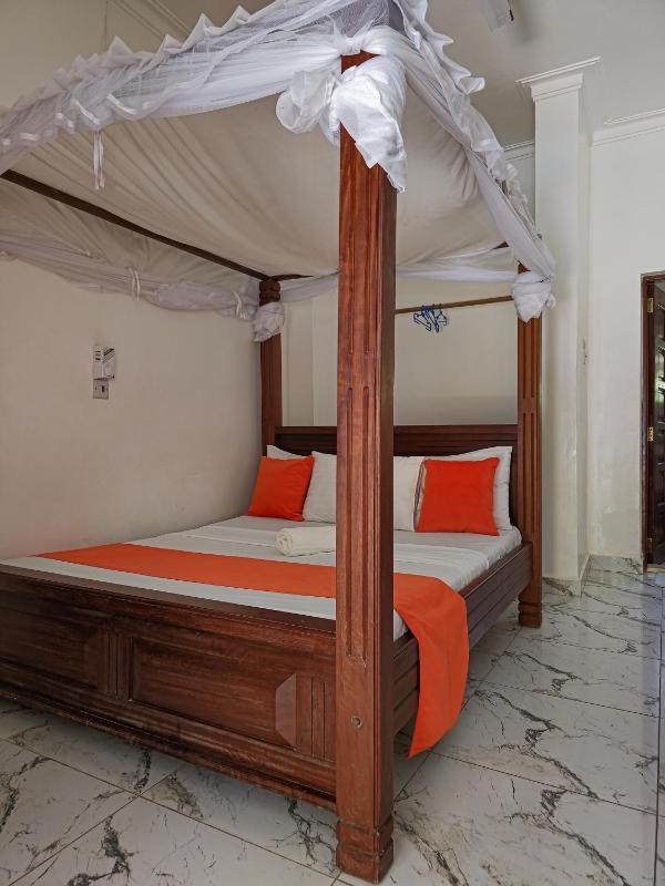 Manyatta Azure Boutique Hotel - image 13