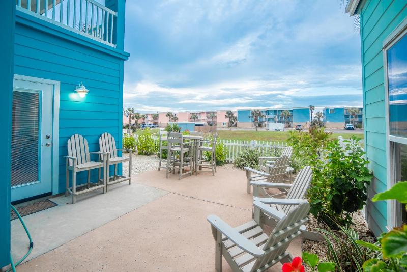 BeachView Resort Condos - image 37