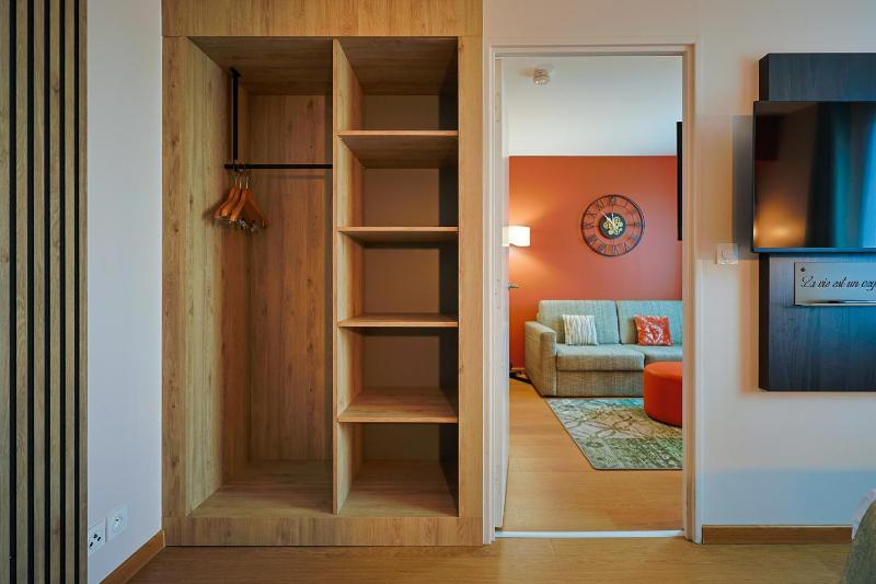 Seven Urban Suites Nantes Centre - image 38