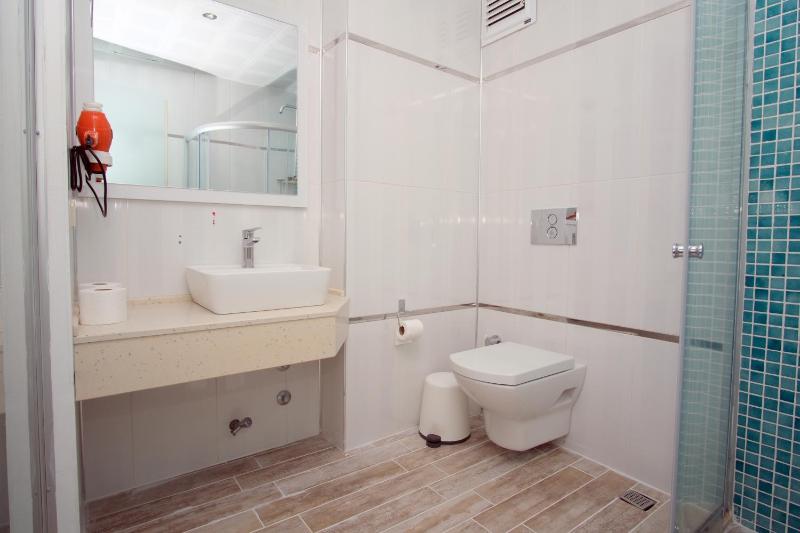 Nur Hotel - image 16