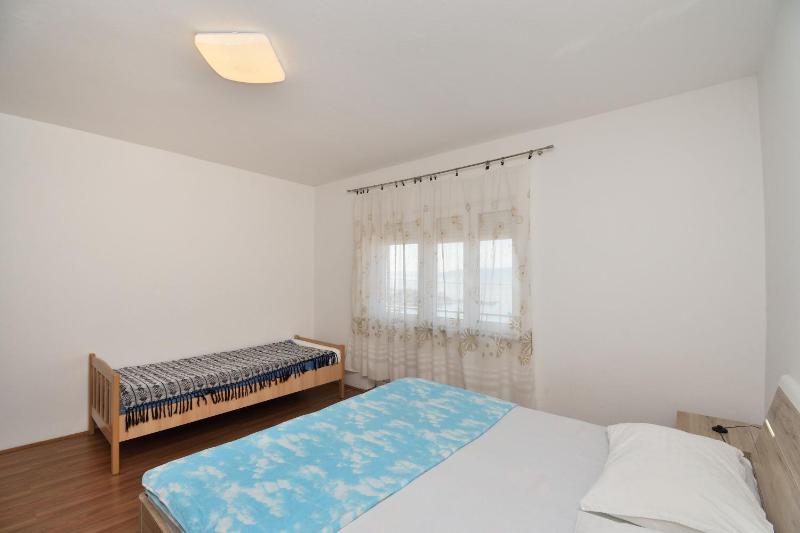 Apartments Nada - image 11