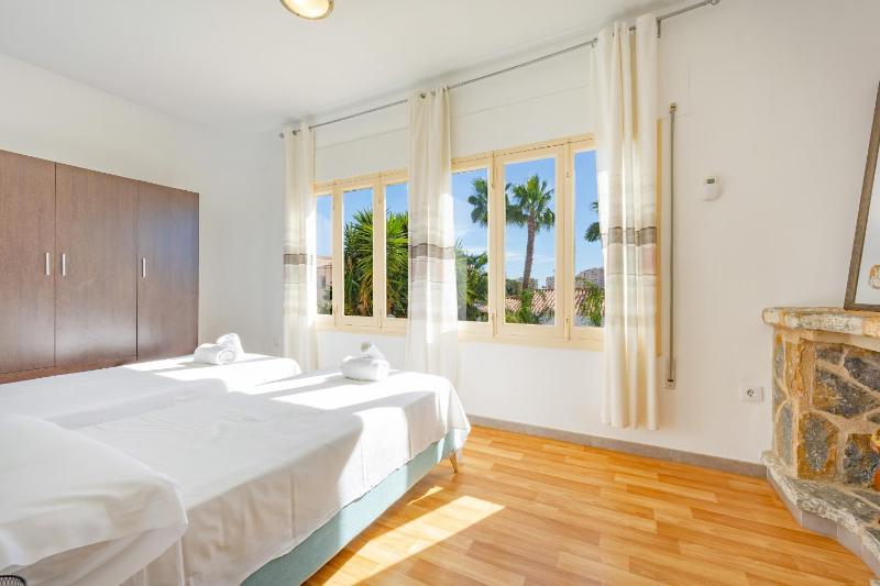 Villa Cronos - PlusHolidays - image 50