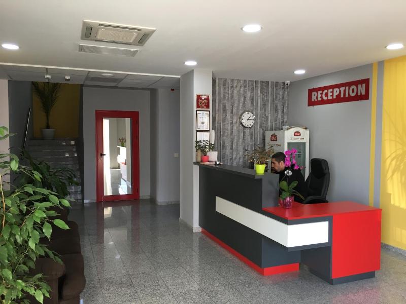 Hotel Iris - image 4