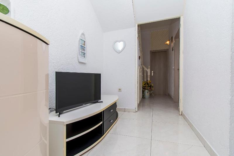 Apartment Knez 1 - image 4