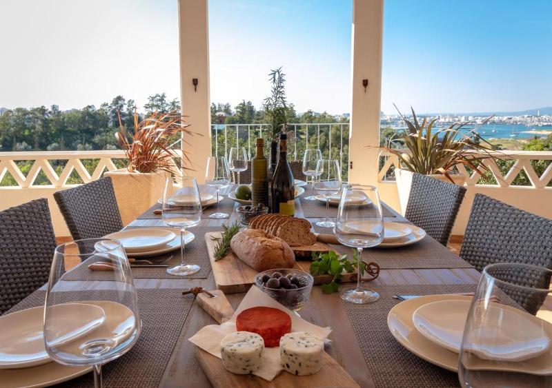 Villa Atlantic Blue Luxury with Ocean views - image 23