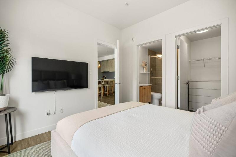 Coastal Cove Unit 108 Near UofA Hospital Whyte - image 7